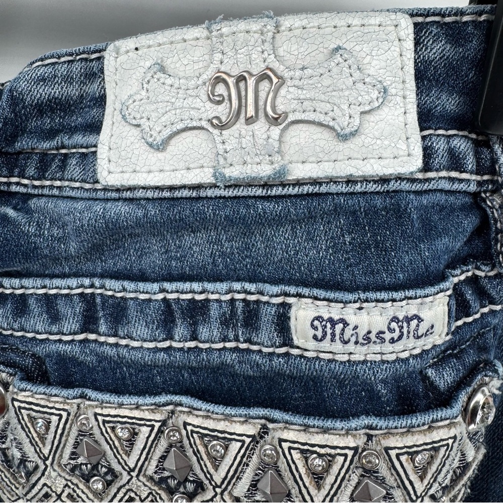 Vintage Y2k Miss Me Wilde Aztec Embroidered Diamond Mid-Rise Bootcut Jeans 31x34 - Picture 5 of 13